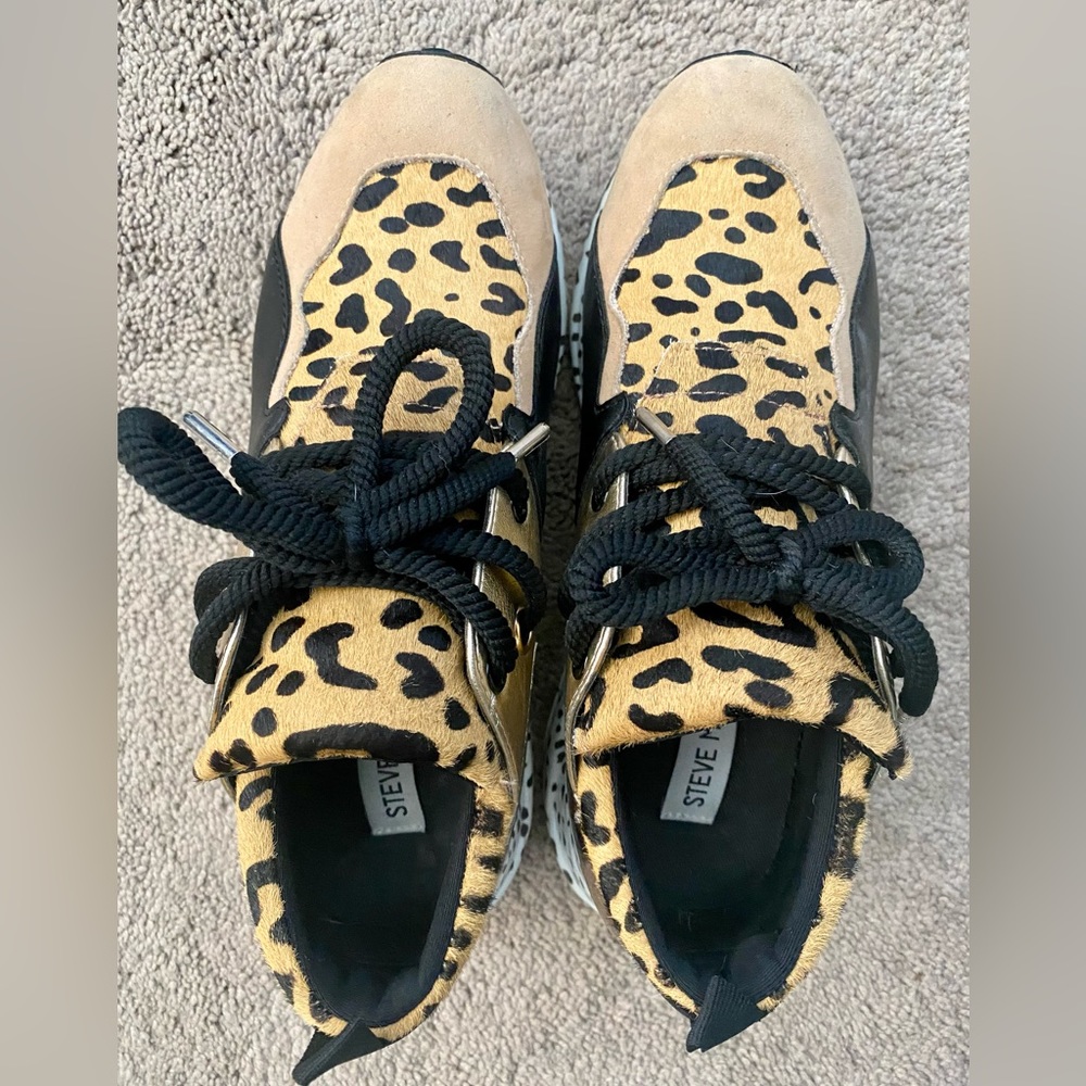 Steve Madden leopard tennis shoes size 7 1/2